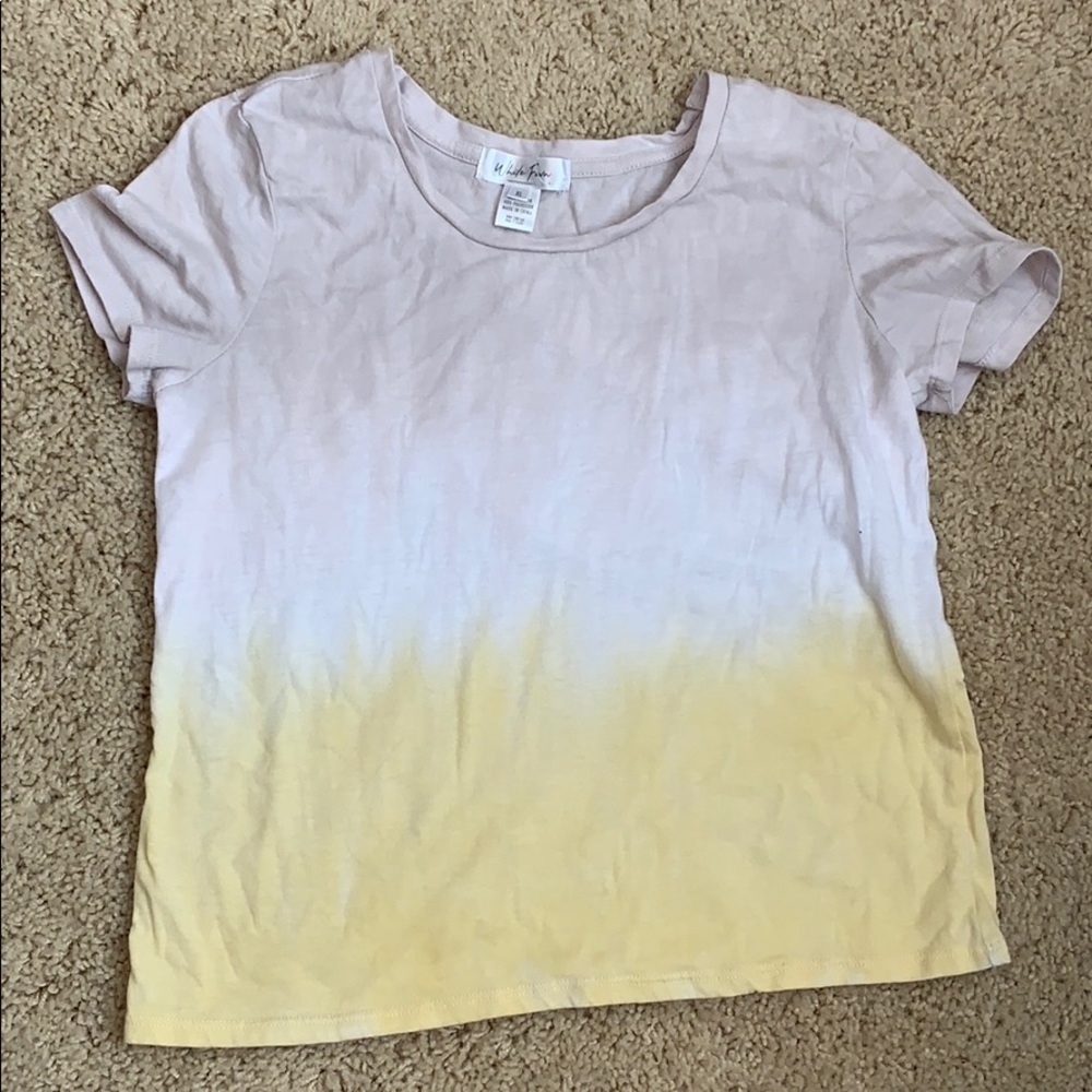 Tilly’s gray, white, and yellow ombré shirt
